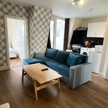 Comfy 2 Bedroom Apartments - Finchley Road, London Eksteriør billede