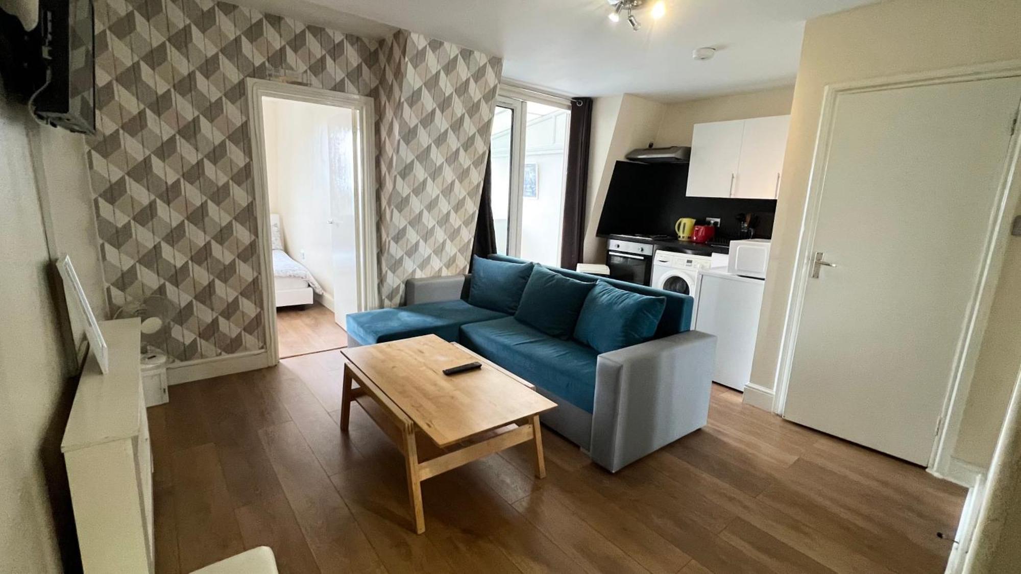 Comfy 2 Bedroom Apartments - Finchley Road, London Eksteriør billede